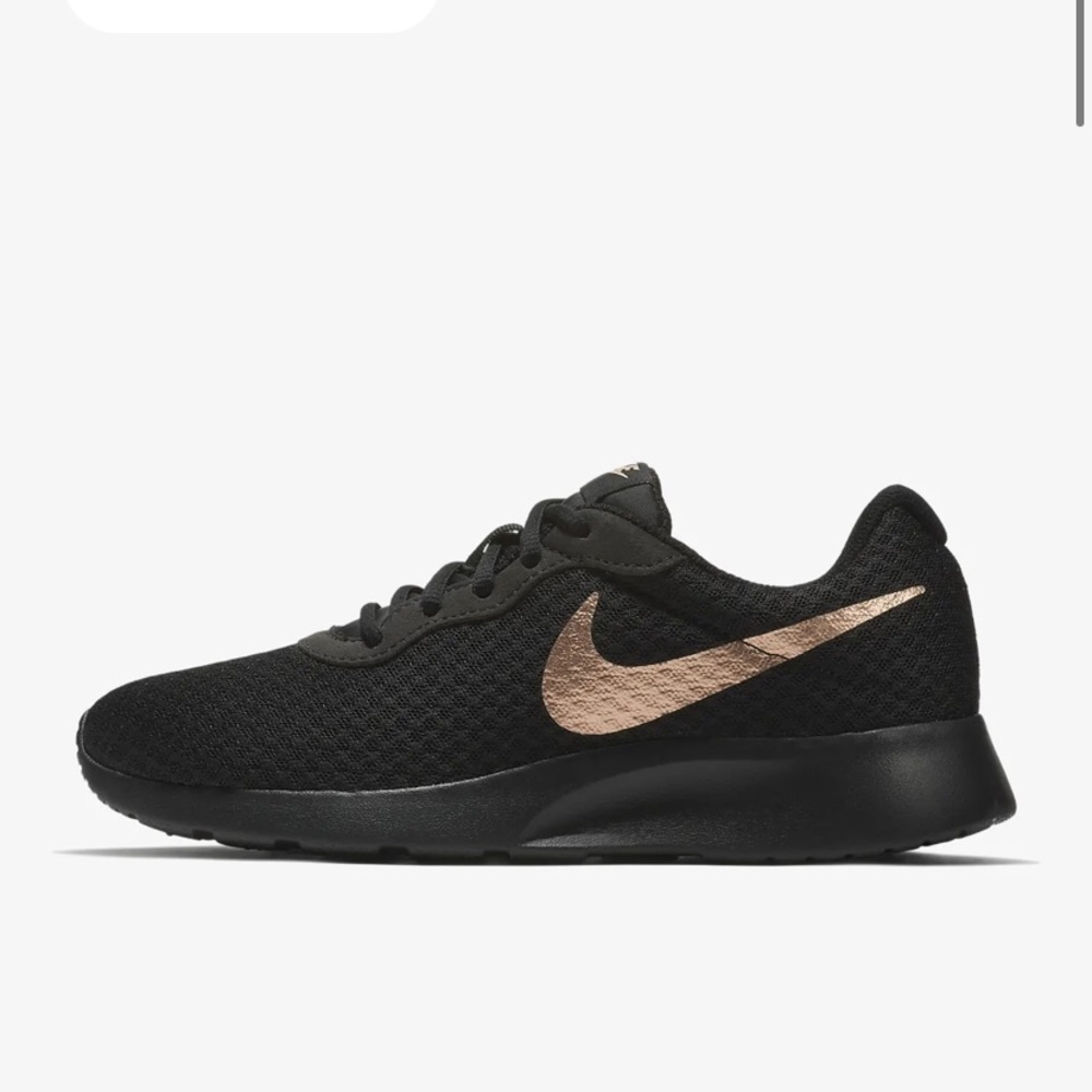 nike tanjun black and rose gold running sneakers